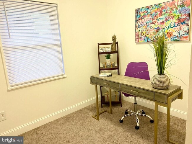 Building Photo - 1120 Wentworth Dr