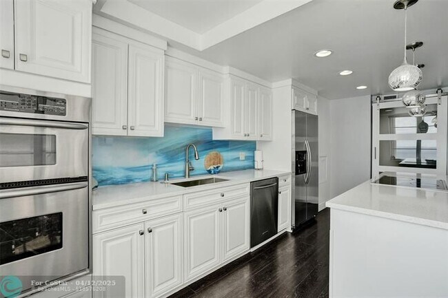 Building Photo - 4280 Galt Ocean Dr