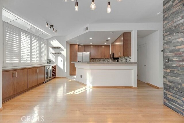 Building Photo - 501 Herondo St