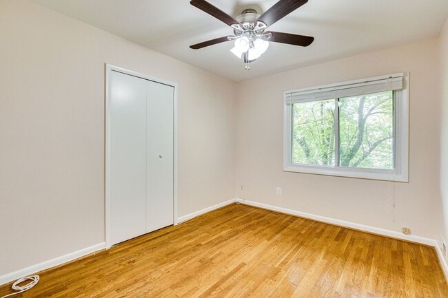 Building Photo - 4228 San Carlos Dr