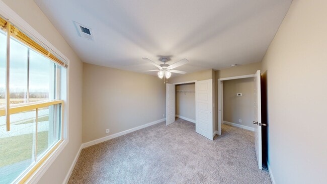 Building Photo - 2075 Ireland Wy