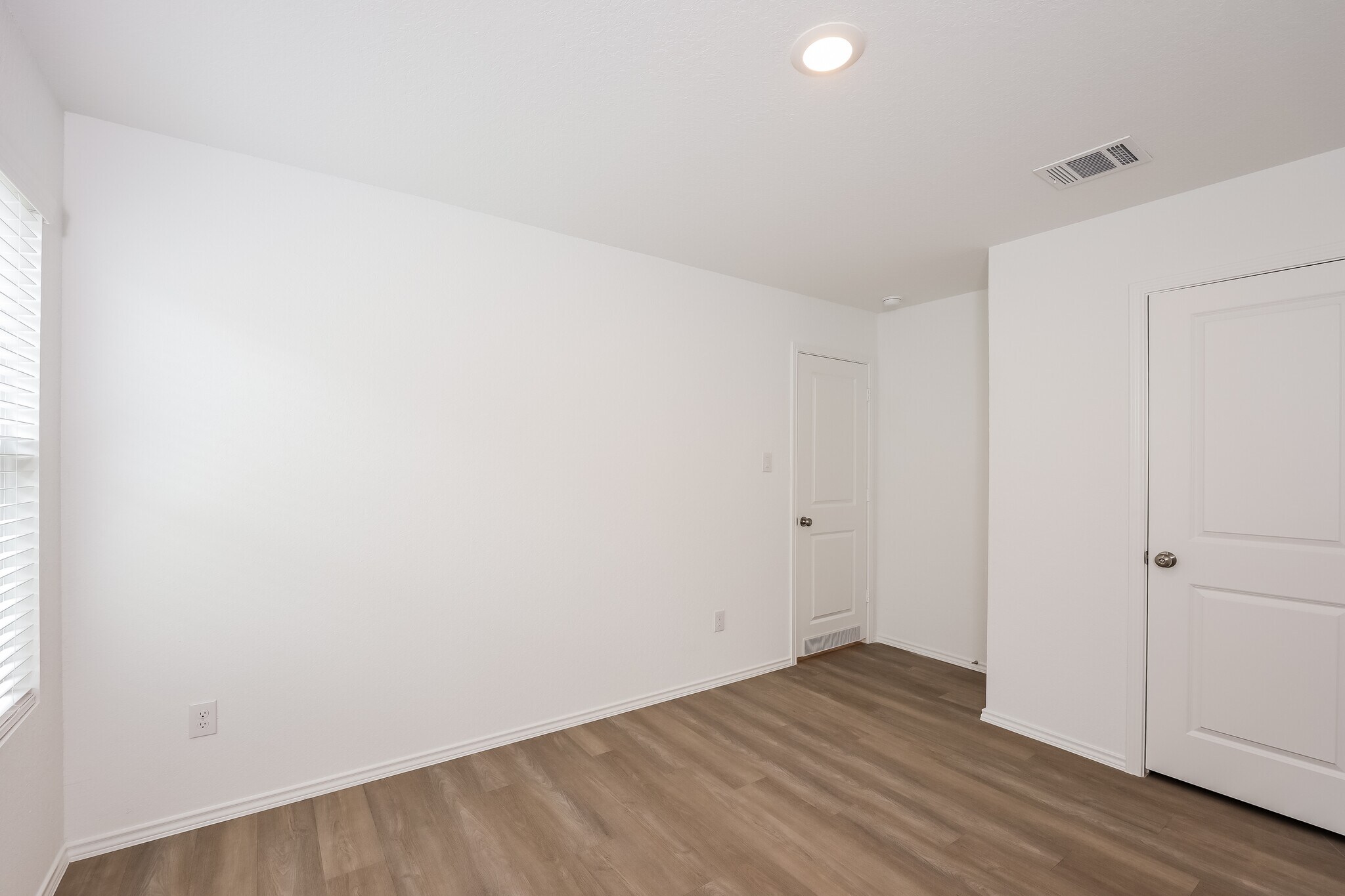 Building Photo - 2915 Ruby Crossing