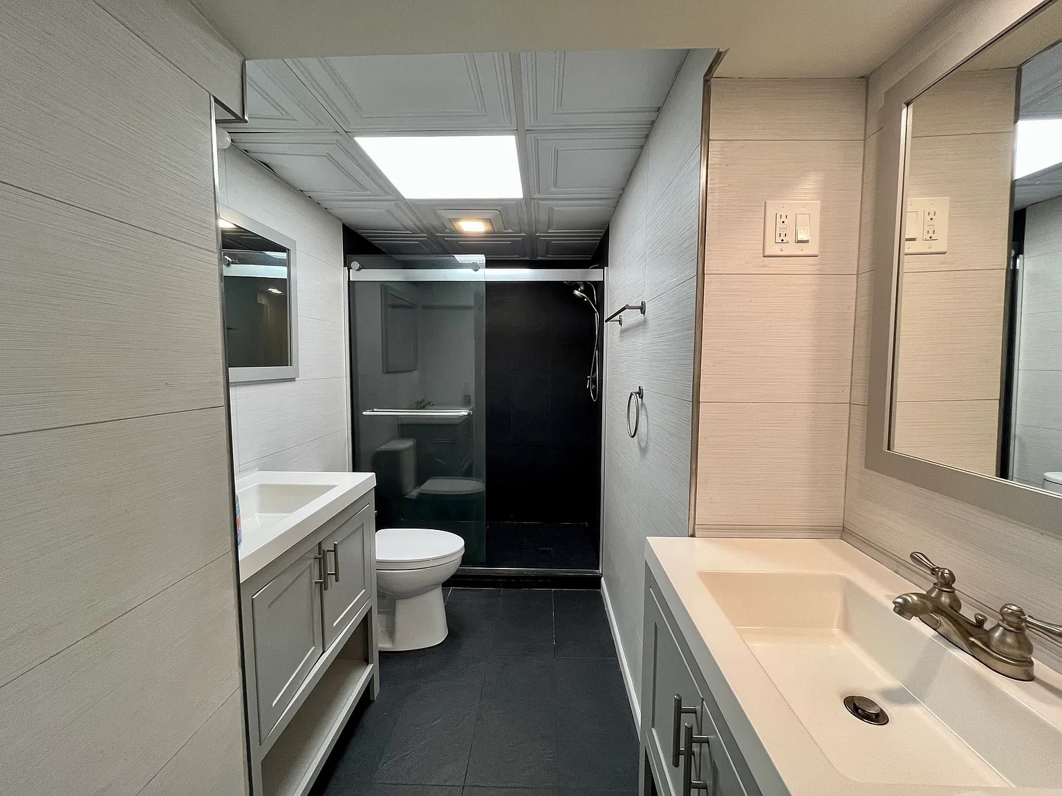 Building Photo - 48 Saint Germain St