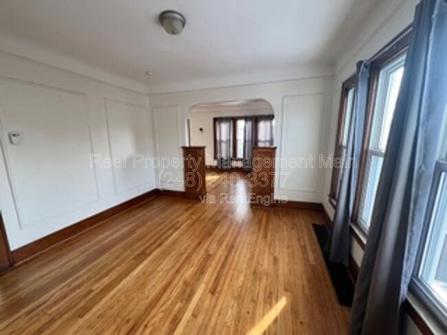 Building Photo - 9176 Chamberlain St