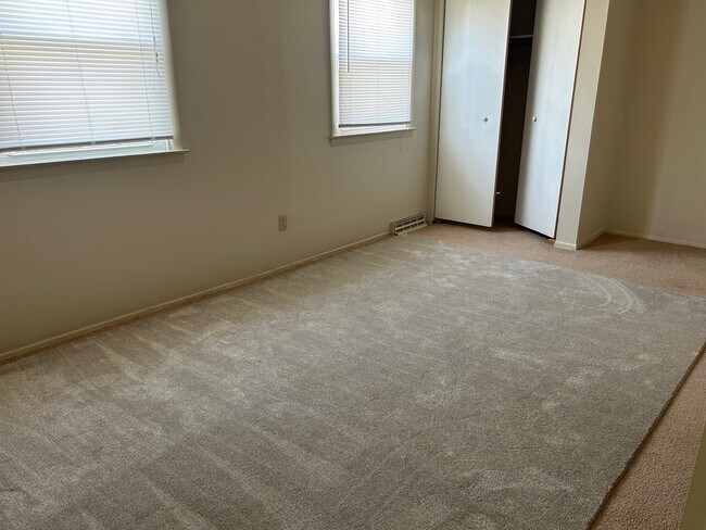 Building Photo - 4420 Larkdale Drive