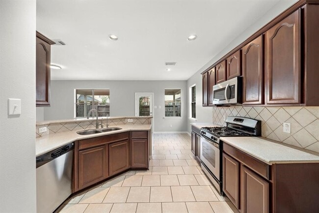 Building Photo - 4016 Candle Cove Ct