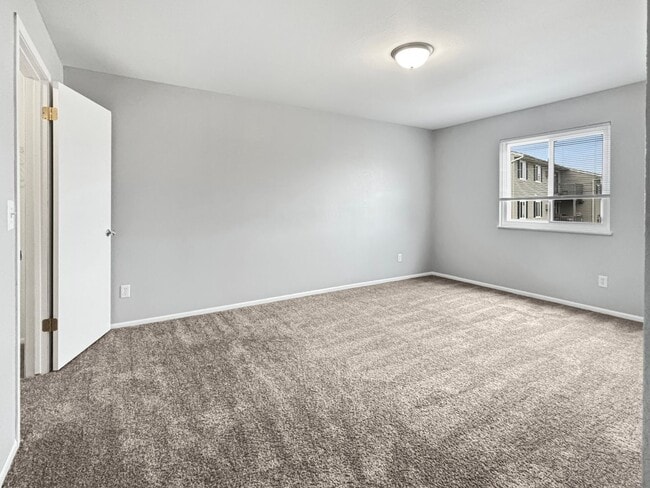 Building Photo - 1018 Abbey Ct