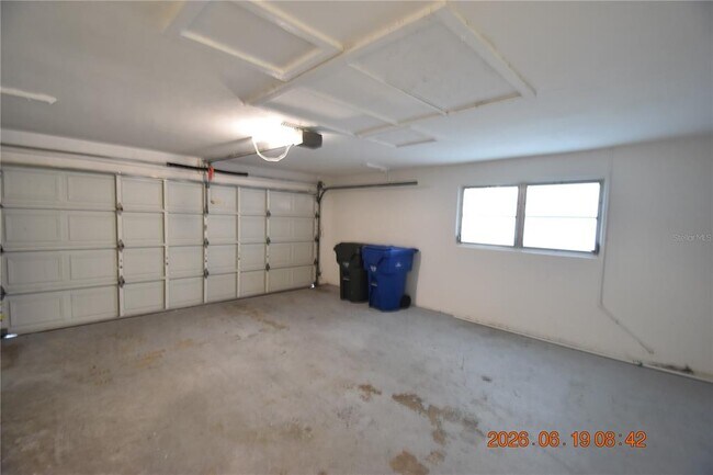 Building Photo - 3273 Harbor Lake Dr