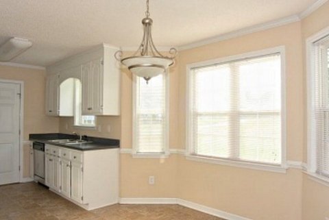 Building Photo - 301 Koufax Dr