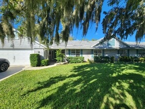 Building Photo - Gorgeous Hidden Lakes 3/2/2 Home