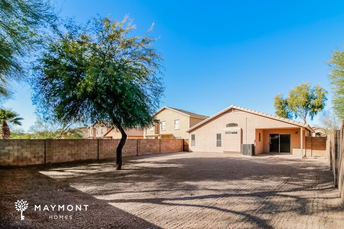 Building Photo - 42539 W Michaels Dr