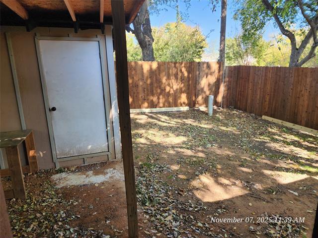 Building Photo - 515 Gibbins Ct