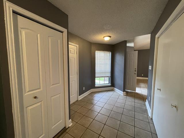 Building Photo - 3028 Matterhorn Dr