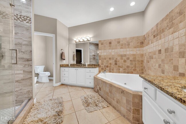 Building Photo - 109 Emerald Chase Cir