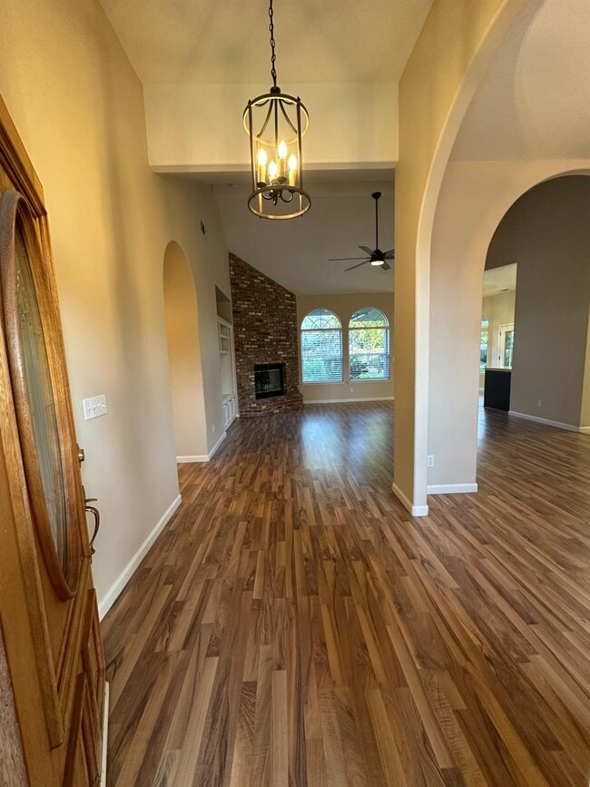 Building Photo - 535 W Decatur Ave