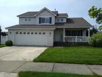 Building Photo - Spacious 4 bedroom 2.5 bedroom home in the Coeur d'Alene.
