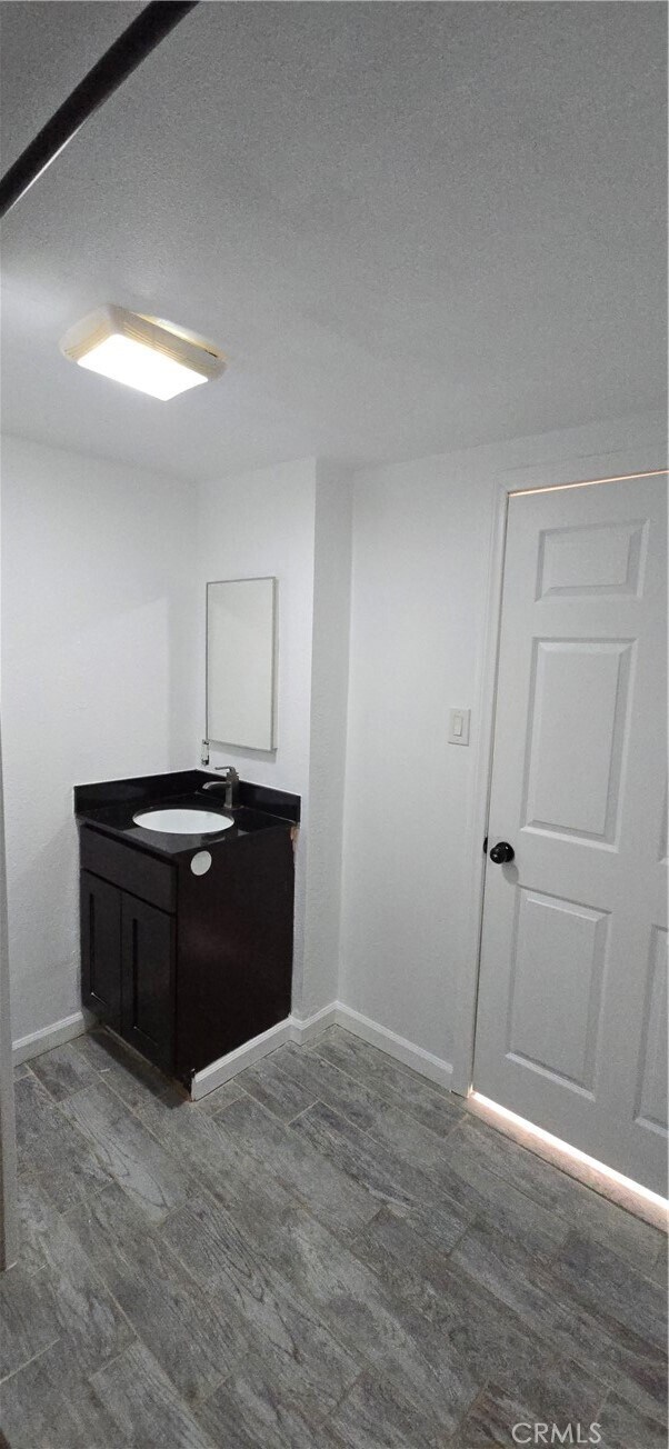 Building Photo - 21780 Snow View Dr