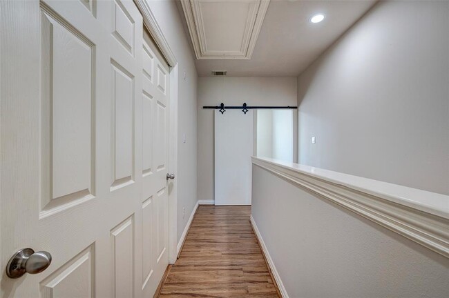 Building Photo - 1811 Gentryside Dr