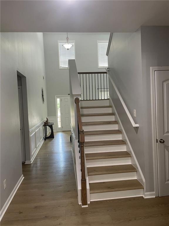 Building Photo - 825 Streamview Way