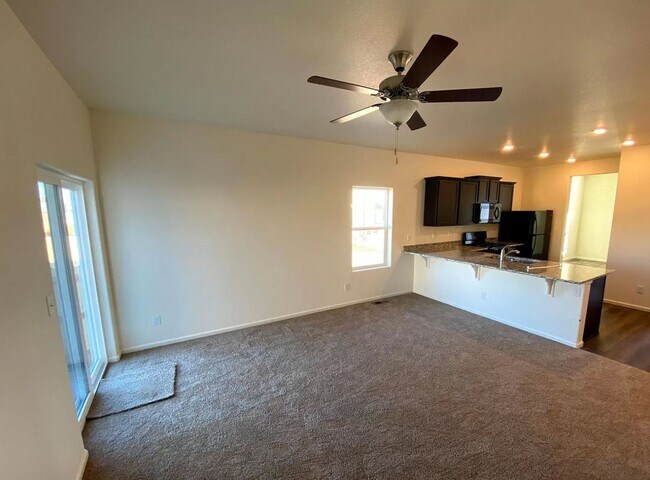 Building Photo - 9764 Chalkstone Ln
