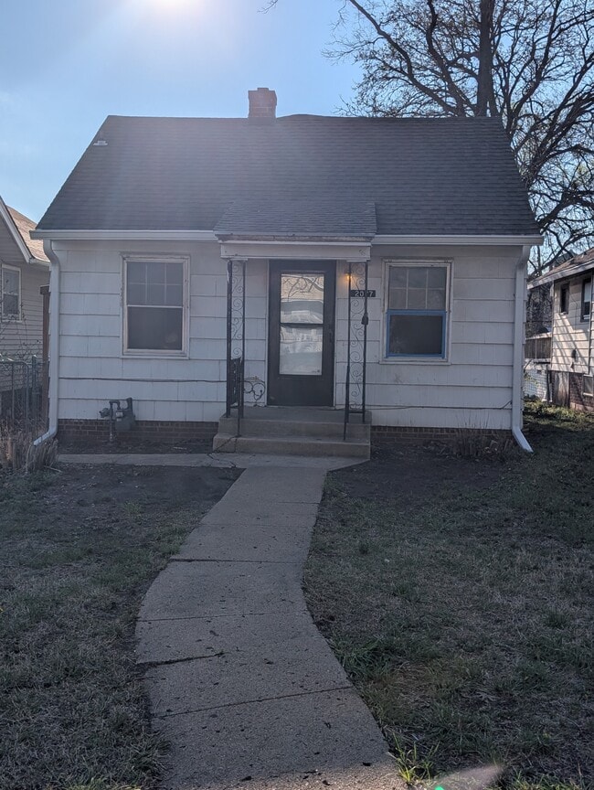 Building Photo - 2077 SW Lane St