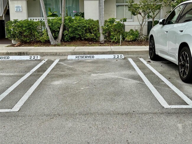 Building Photo - 11503 NW 89th St