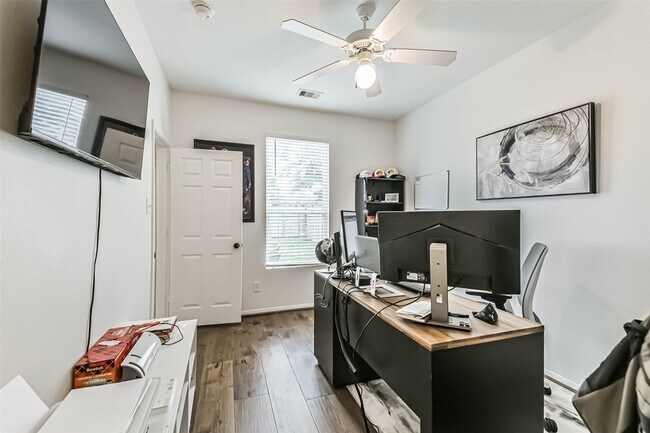 Building Photo - 22538 Goss Spring Ct