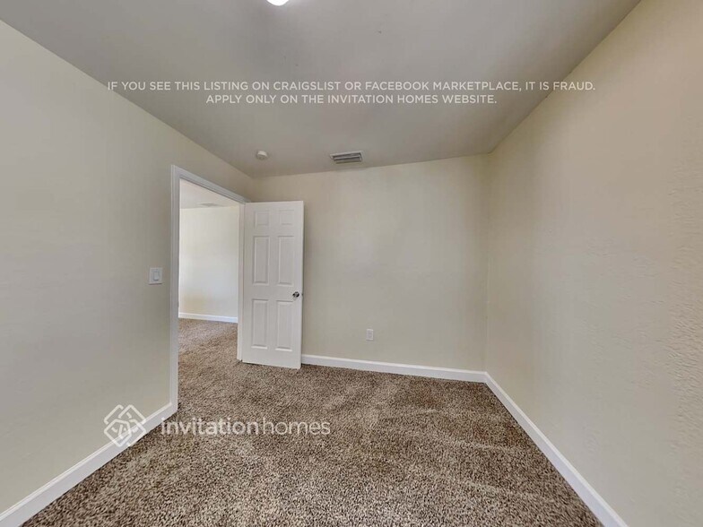 Building Photo - 15176 SW 128th Ct