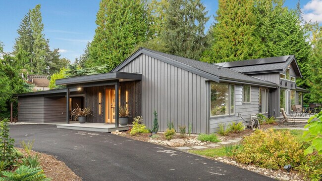 Building Photo - 13006 NE 149th St