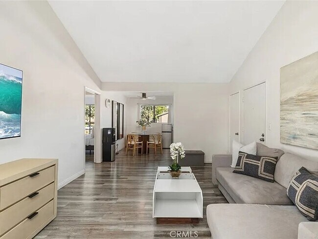 Building Photo - Move-In Ready 2BR | Fresh Paint | Unfurnished & Ready for Your Style