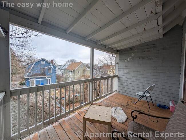 Building Photo - 16 Curtis Ave