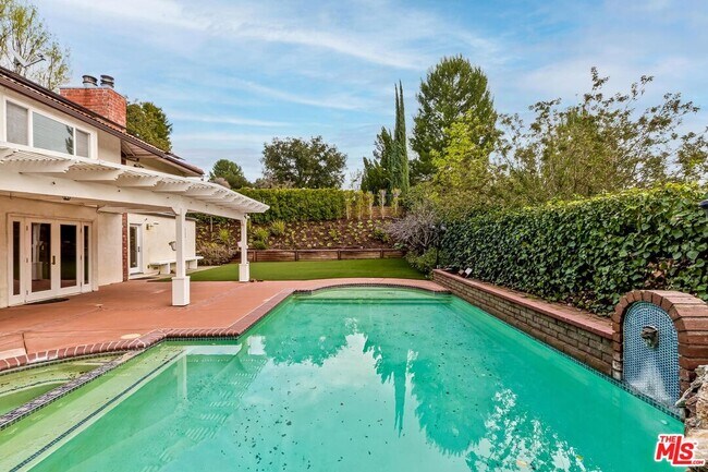 Building Photo - 22482 Calipatria Dr