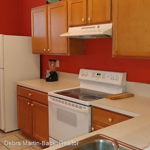 Building Photo - 2 br, 2.5 bath House - 4124 SW 15th Pl