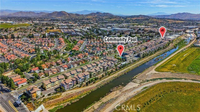 Building Photo - 609 Savi Dr