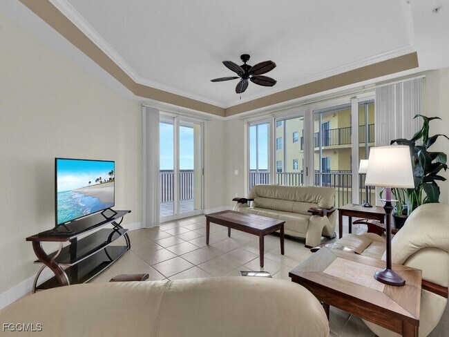 Building Photo - 2745 First St