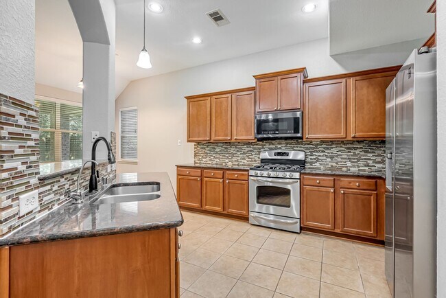 Building Photo - 146 Black Swan Pl