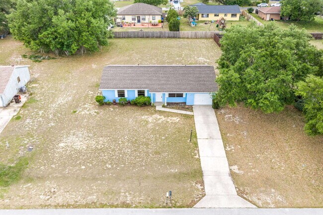 Building Photo - Recently updated 3BR, 2BA in The Shores