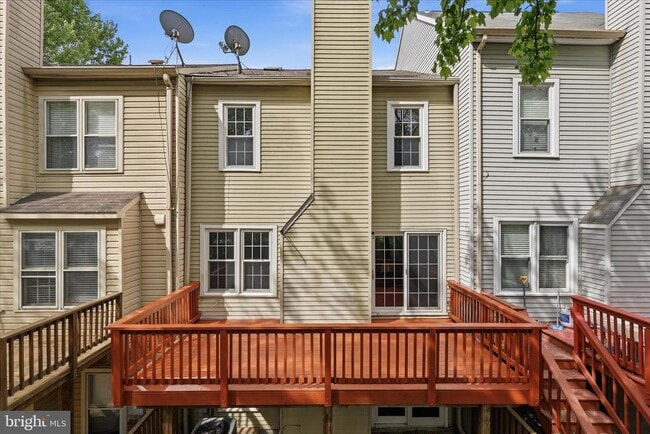 Building Photo - 7211 Squirrel Run Ct