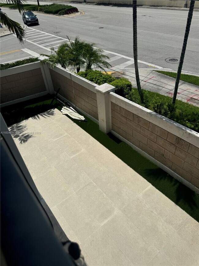 Building Photo - 10400 NW 58th Terrace