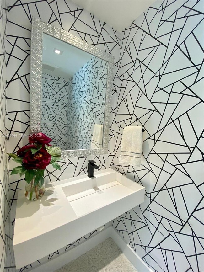 Building Photo - 9121 SW 85th St