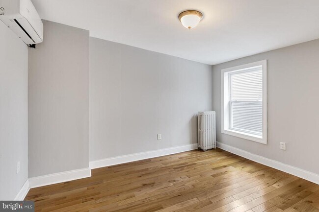 Building Photo - 1302 N 19th St