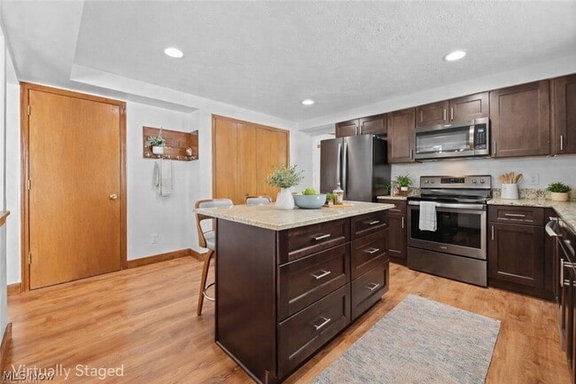 Building Photo - 13943 Walking Stick Way