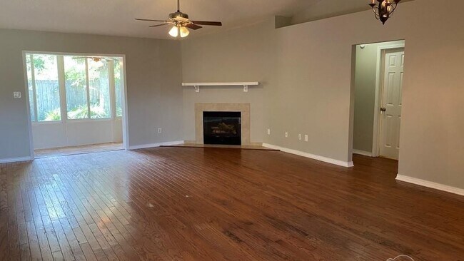 Building Photo - 3316 Joanna Dr