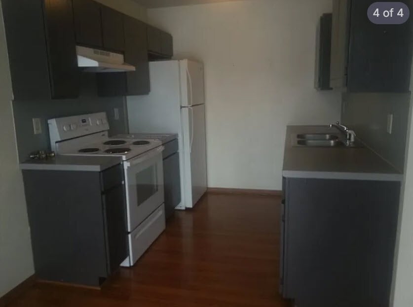 Building Photo - 403 Stratford Way