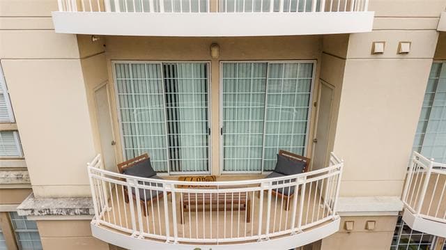 Building Photo - 3225 Turtle Creek Blvd Blvd