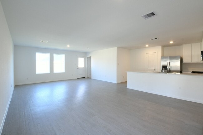 Building Photo - 2823 Cedar Rock St