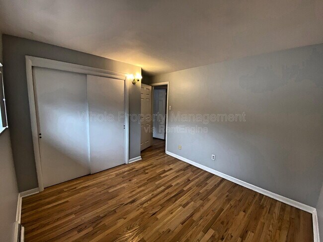 Building Photo - 10640 W 62nd Pl