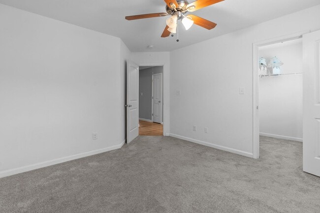 Building Photo - Spacious 4-Bedroom Home with First-Floor S...