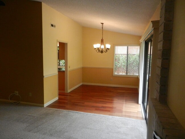 Building Photo - 4473 Augusta Dr