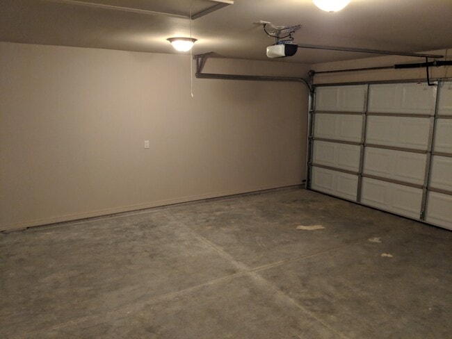 Building Photo - Check out this home in Russellville, AR